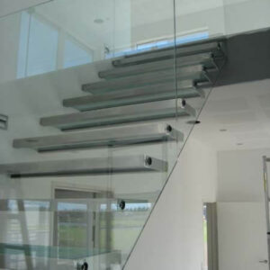 Glasværn til trappe