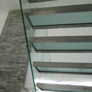 Trappe med Glasværn & Glastrin i Stålramme