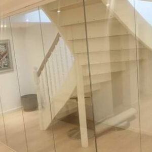 Glasafskærmning til trappe